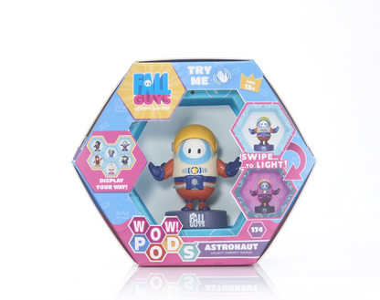 WOW! PODS Fall Guys: Ultimate Knockout – Astronaut Light-Up Bobble-Head Figure